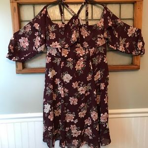 Torrid Burgundy floral dress - size 16